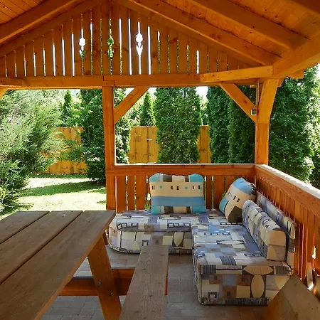 Zergeboglar Vendeghaz * Szilvásvárad