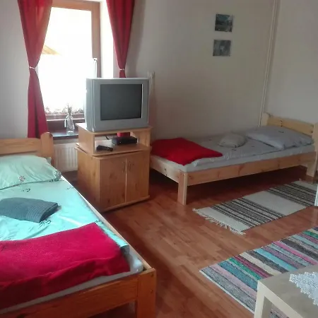 Zergeboglar Vendeghaz *