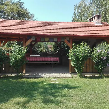Zergeboglar Vendeghaz * Szilvásvárad